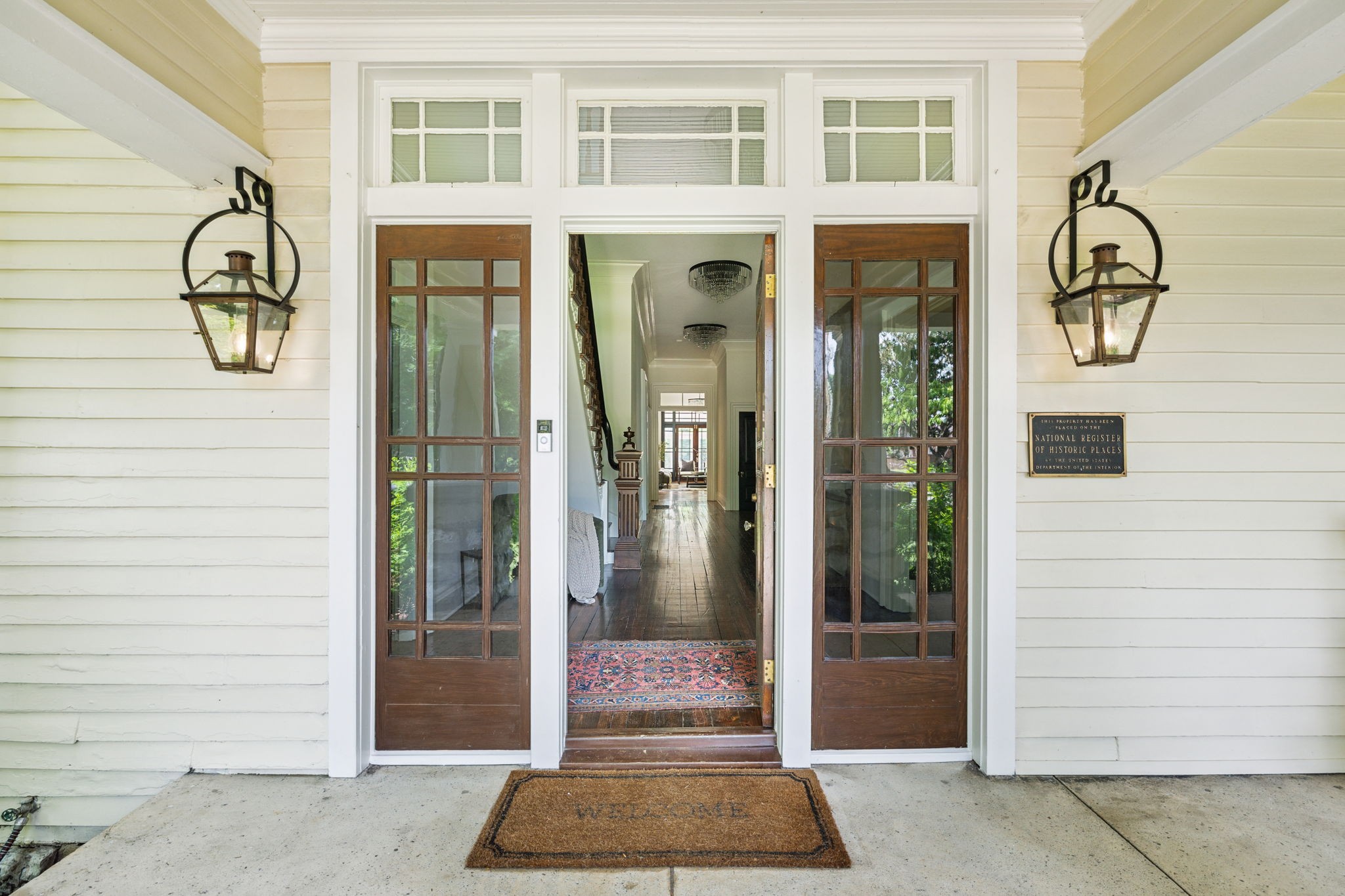 1051 W Main St