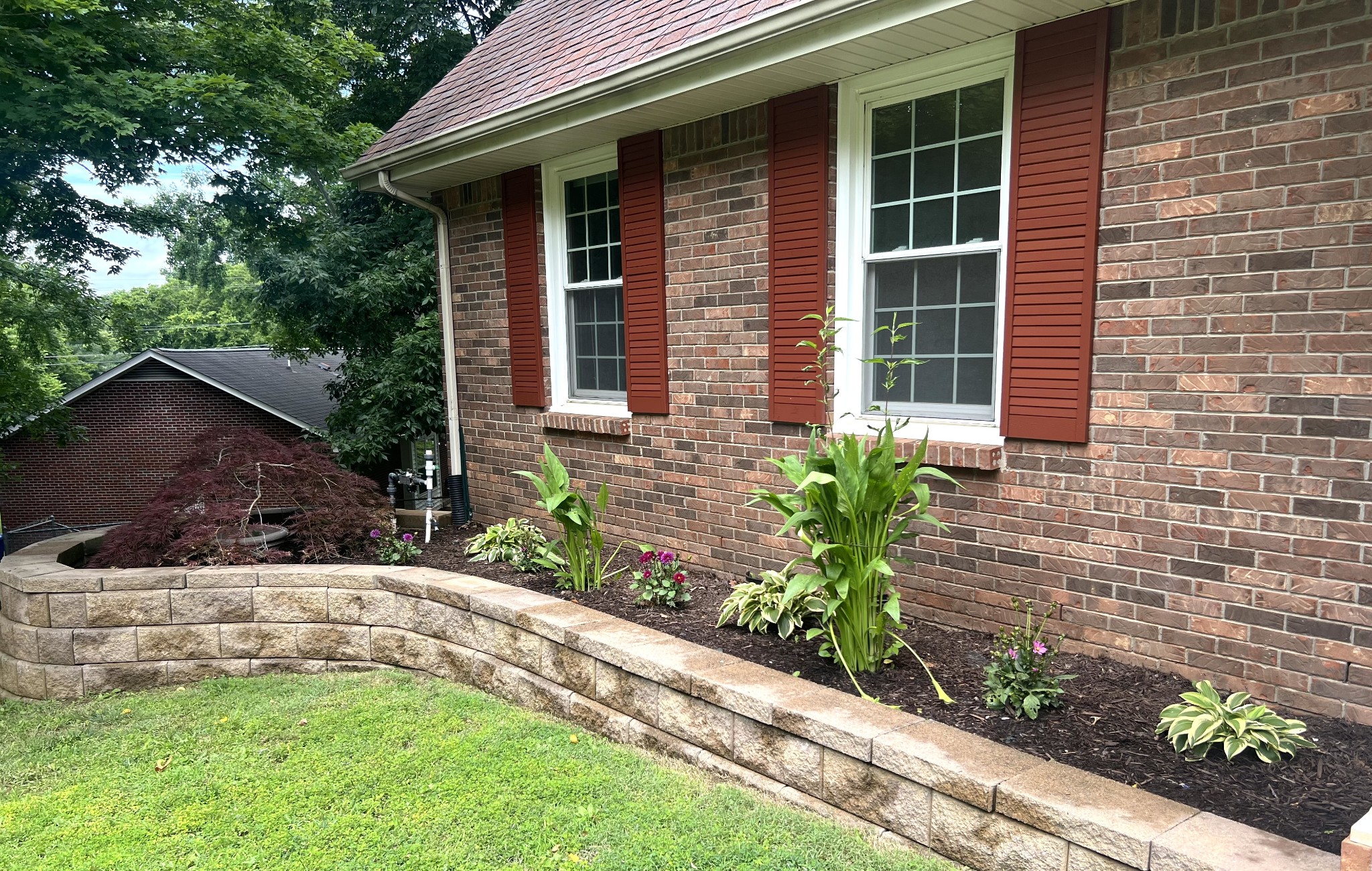 403 Crabtree Cir