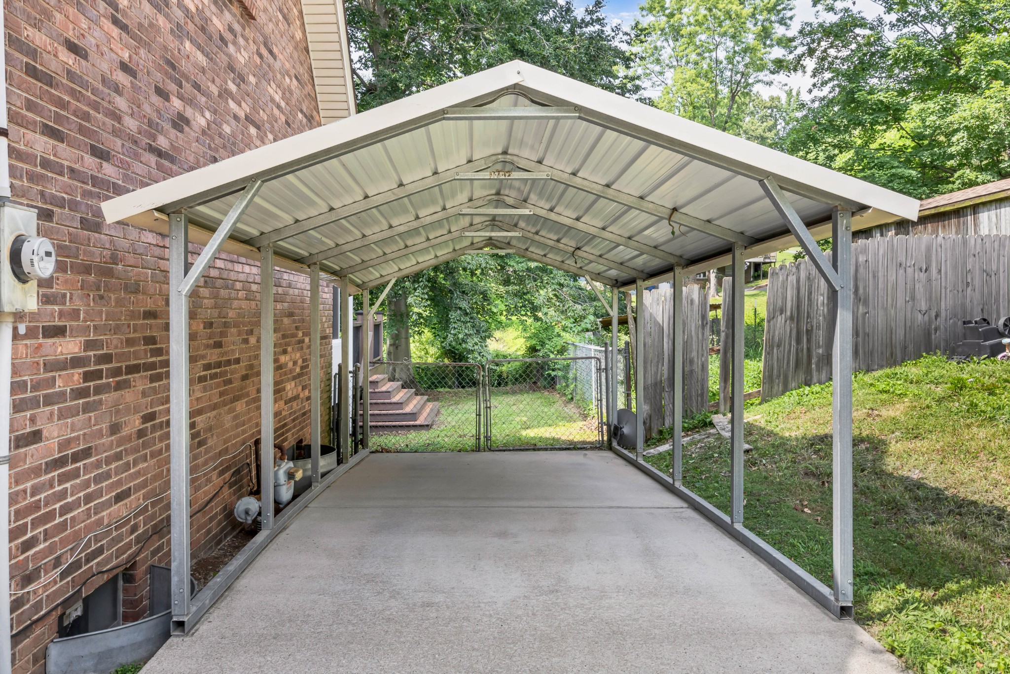 403 Crabtree Cir