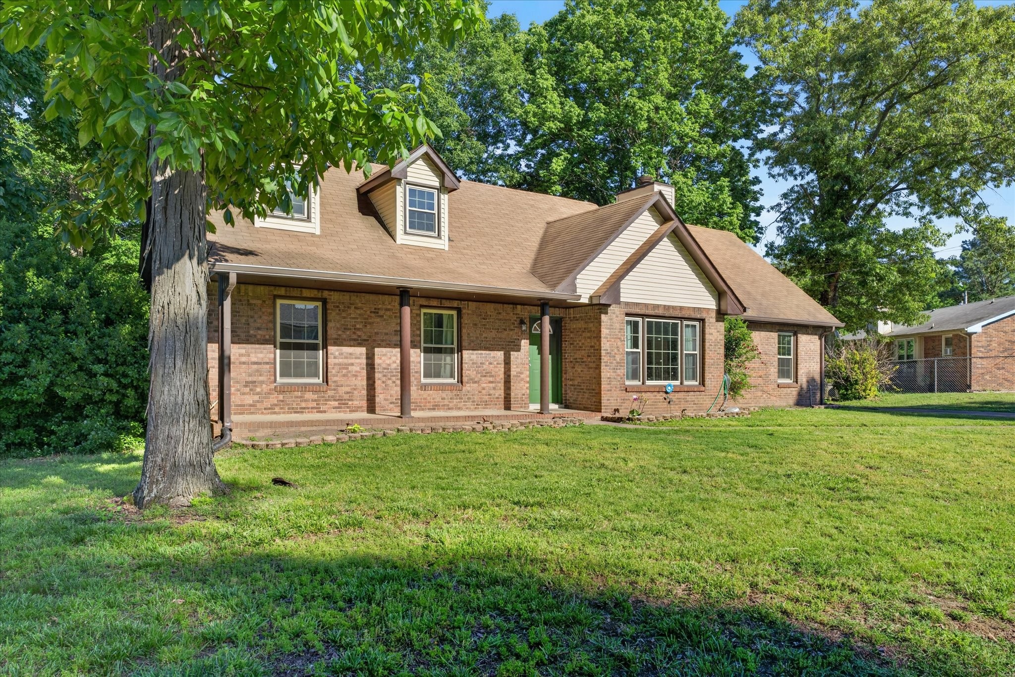 503 Linda Ln