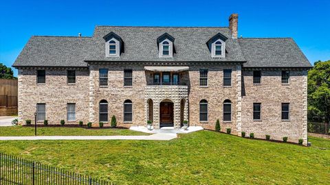 Photo of 551 N Crest Court, Chattanooga, TN 37404 (MLS # 3214440)