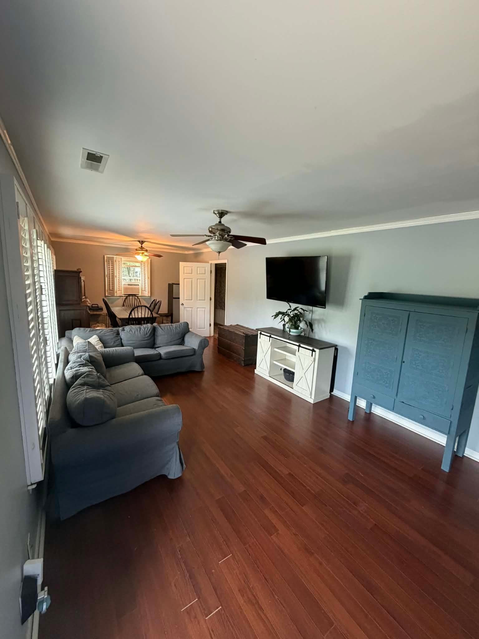 5707 Highway 100
