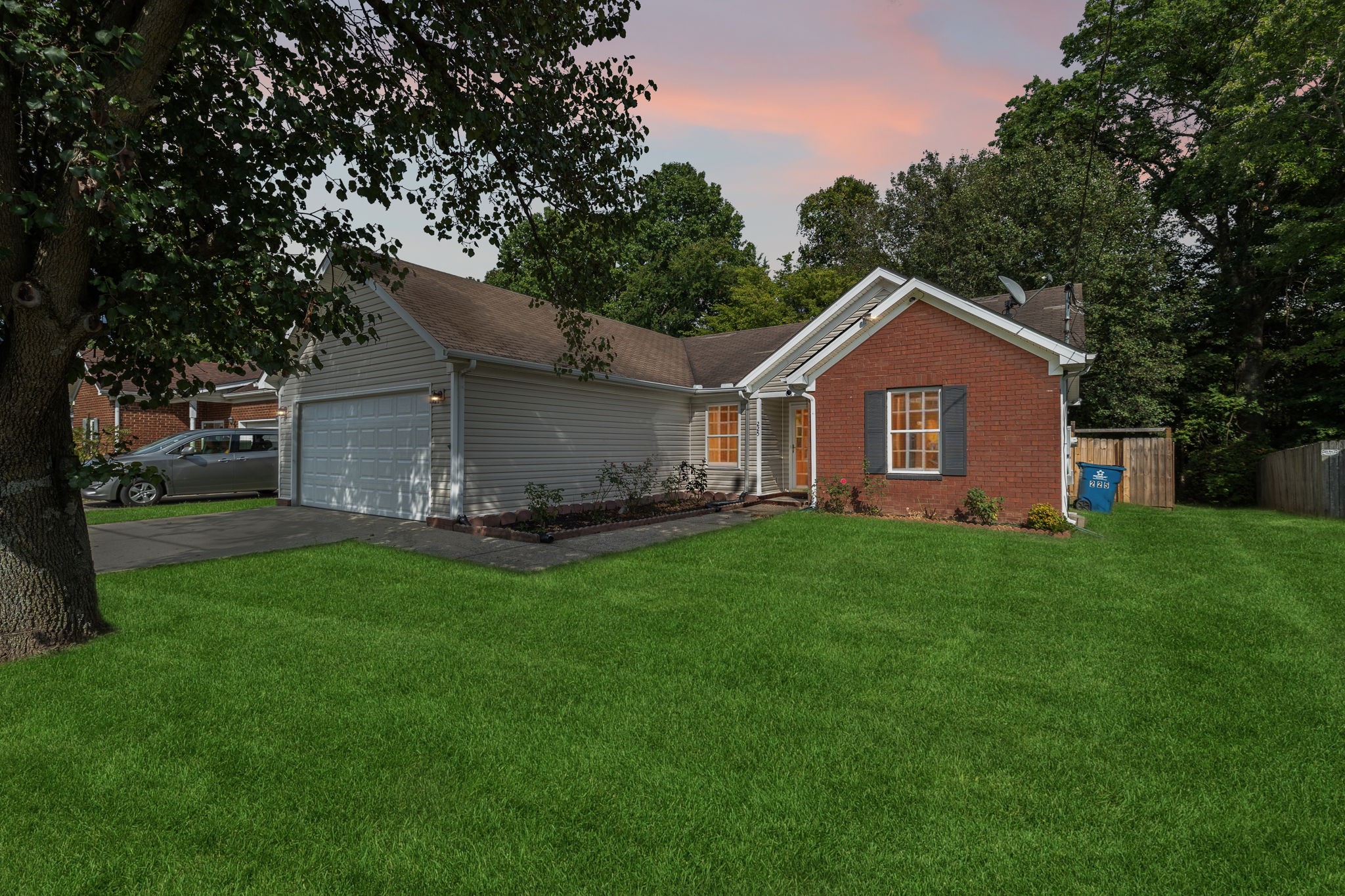 View LA VERGNE, TN 37086 house