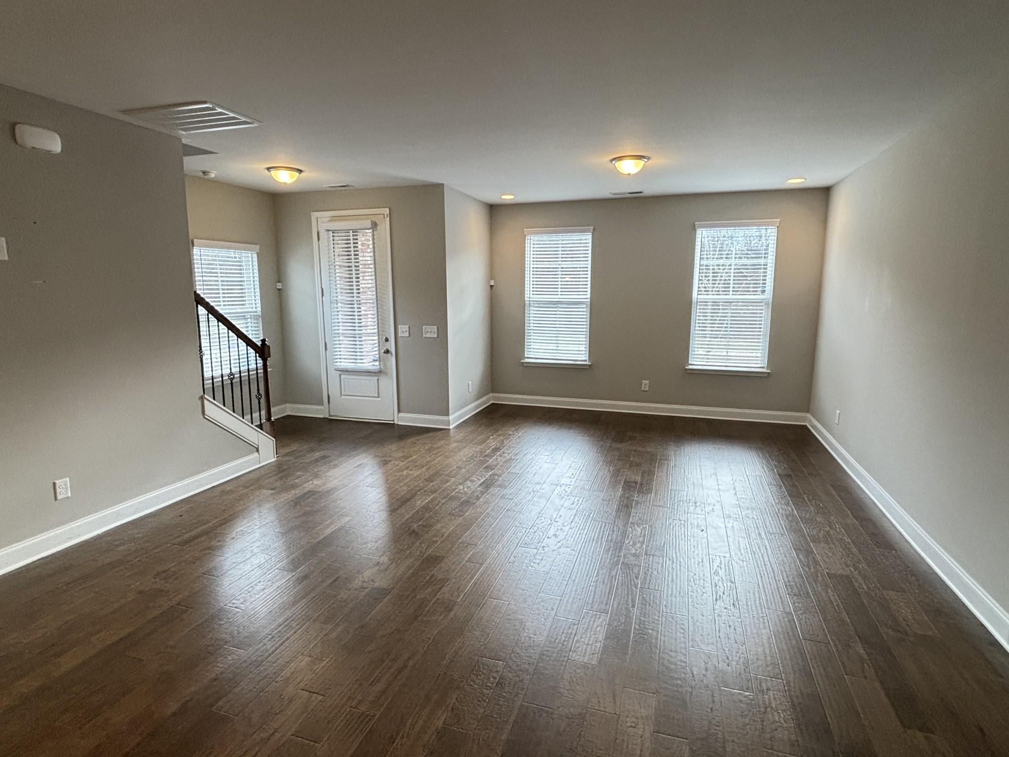 213 Claremont Ct