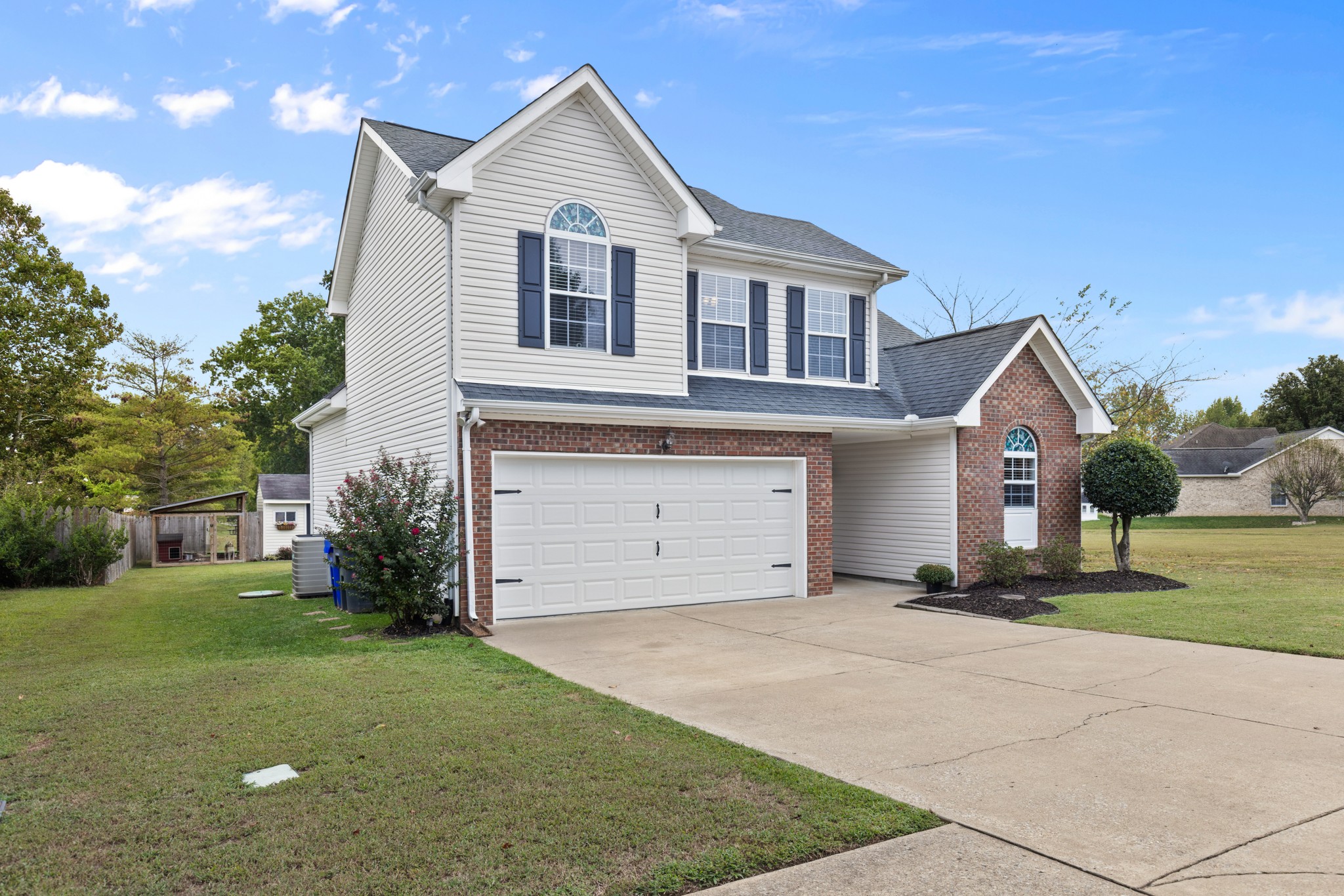 102 Williamsburg Dr