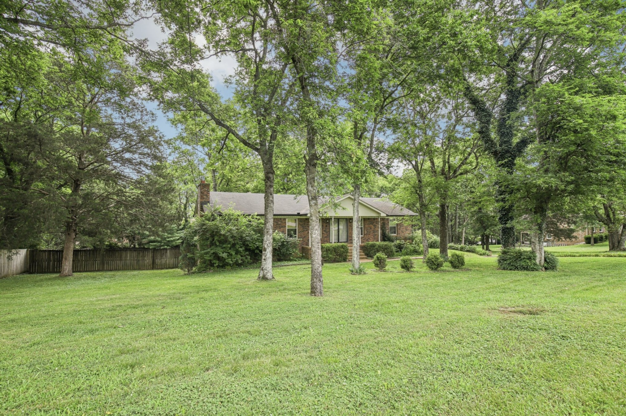 607 Clifton Dr