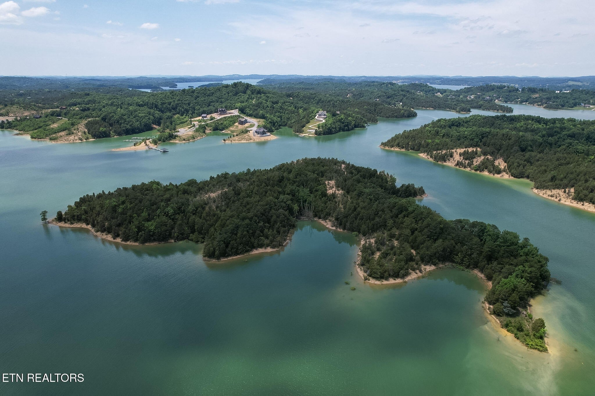 0 0 Douglas Lake Is