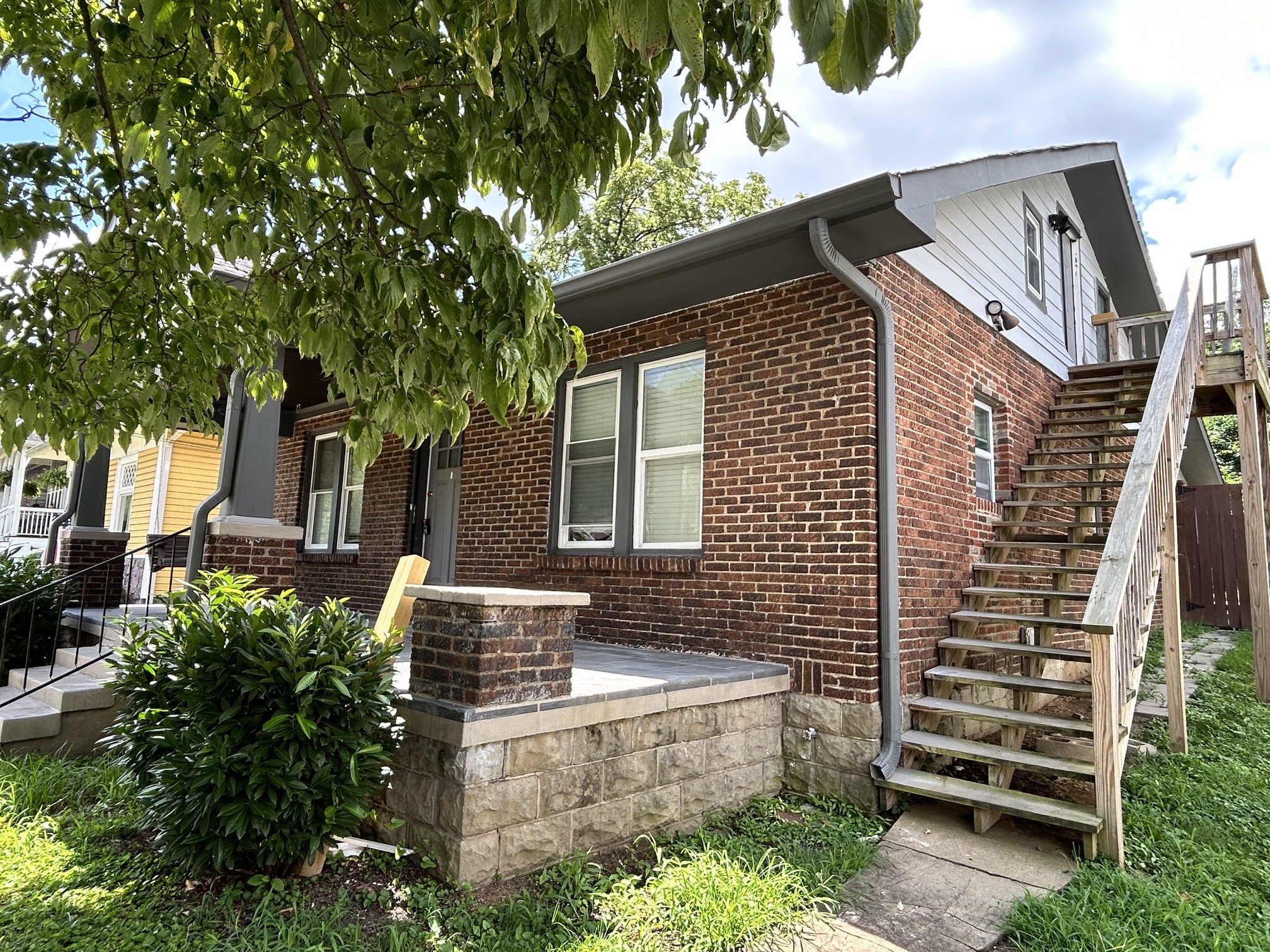 1114 Sharpe Ave