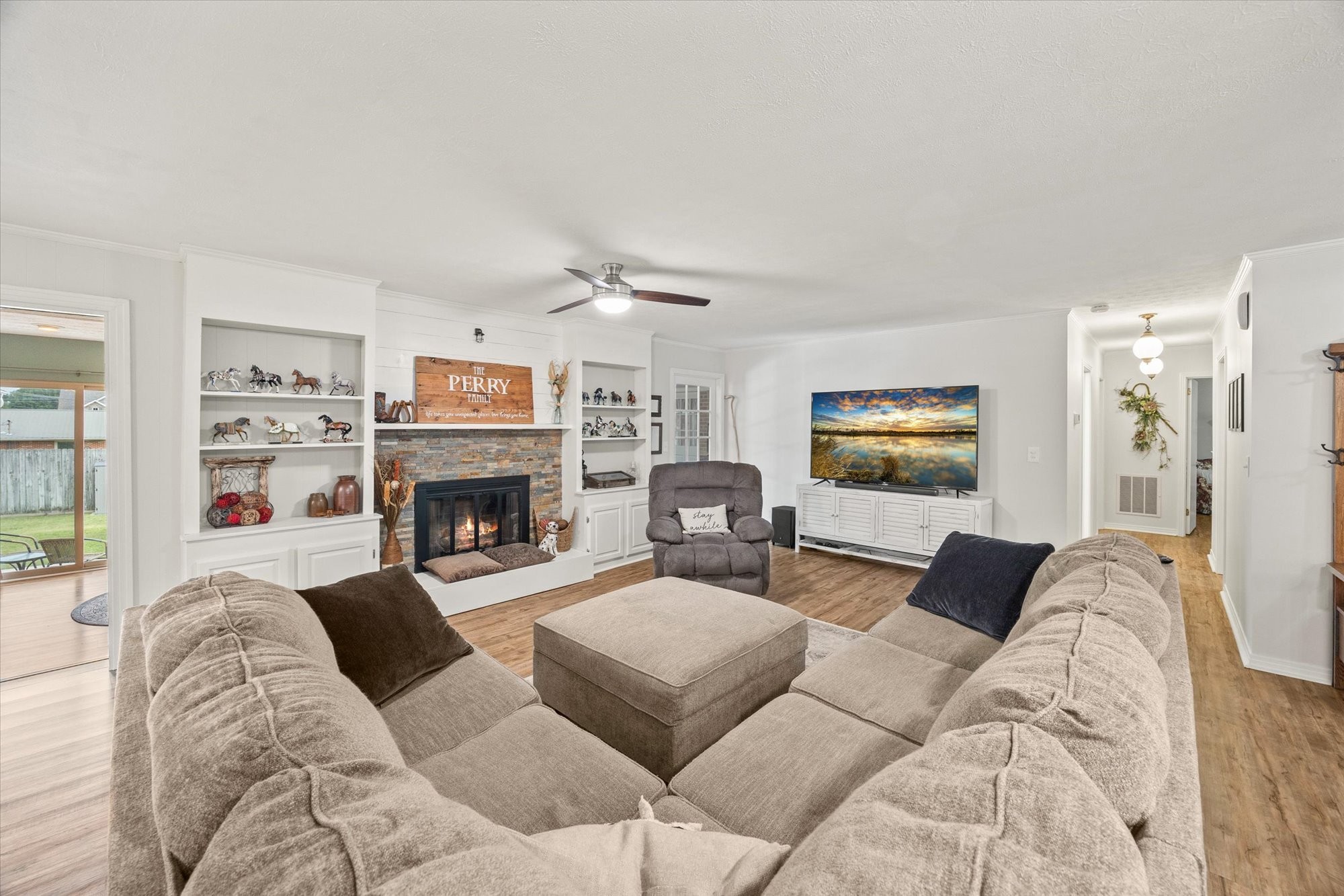 1520 Randy Dr