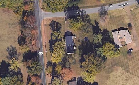 Photo of 718 Wilson Pike, Brentwood, TN 37027 (MLS # 3057838)