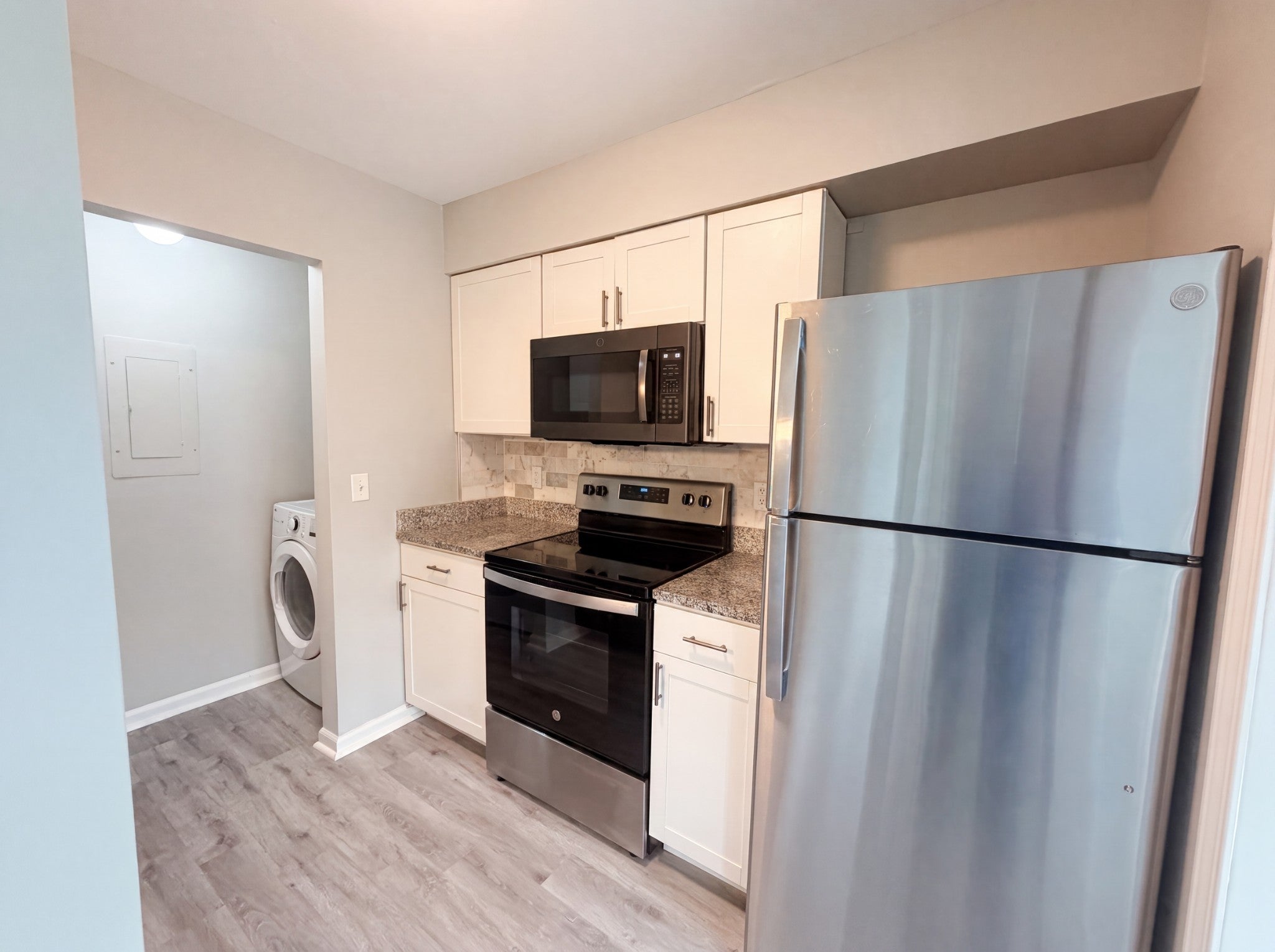 407 Summit Ridge Pl