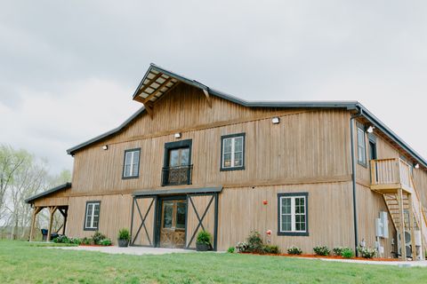 939 Newton Ln Gallatin TN 37066