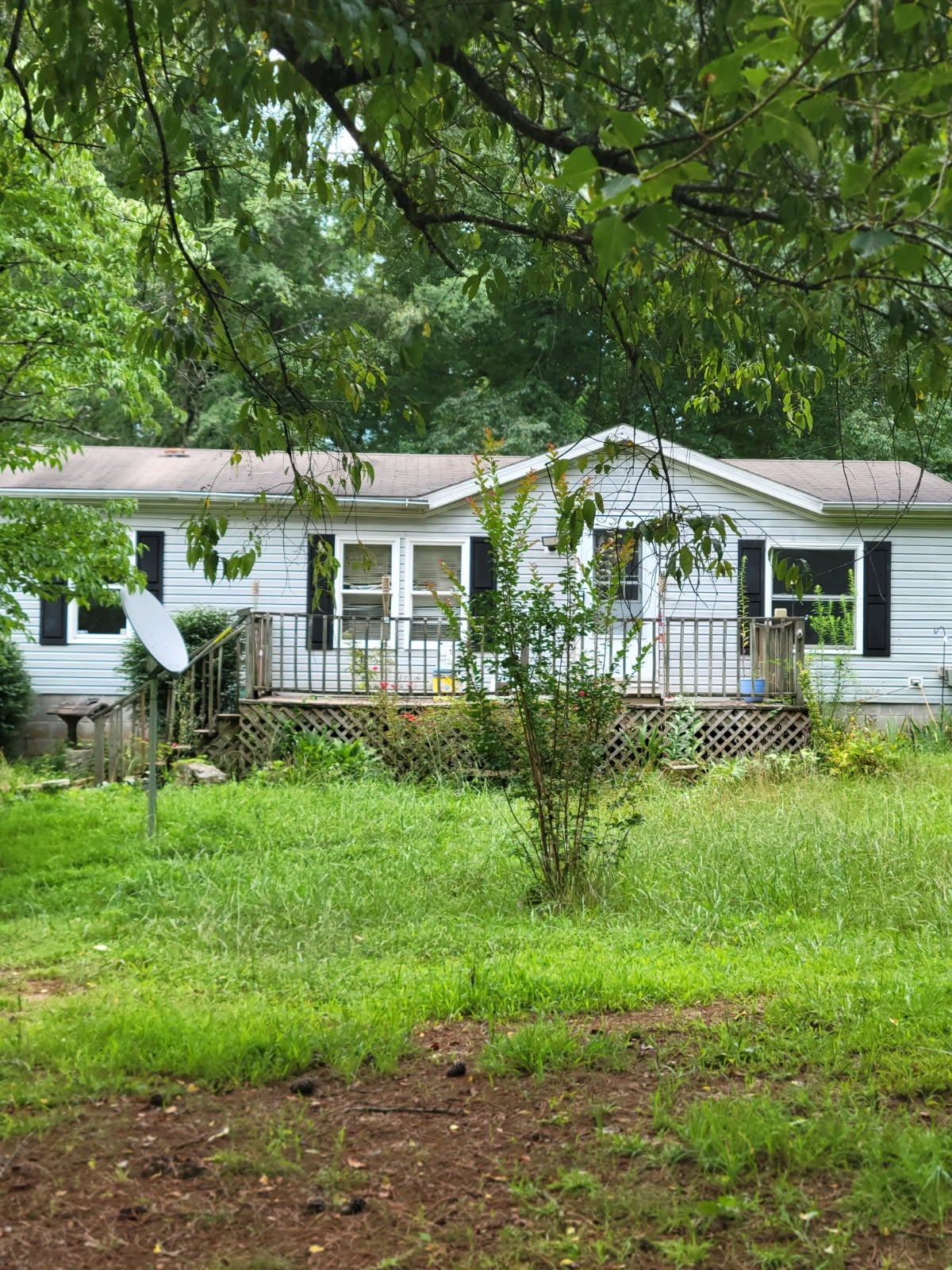 145 Edgewood Ln