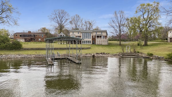 3211 LAKESHORE DR, OLD HICKORY, TN 37138 - Image 2c8aa2b60078a36fa5221ea7459a290e/809197212