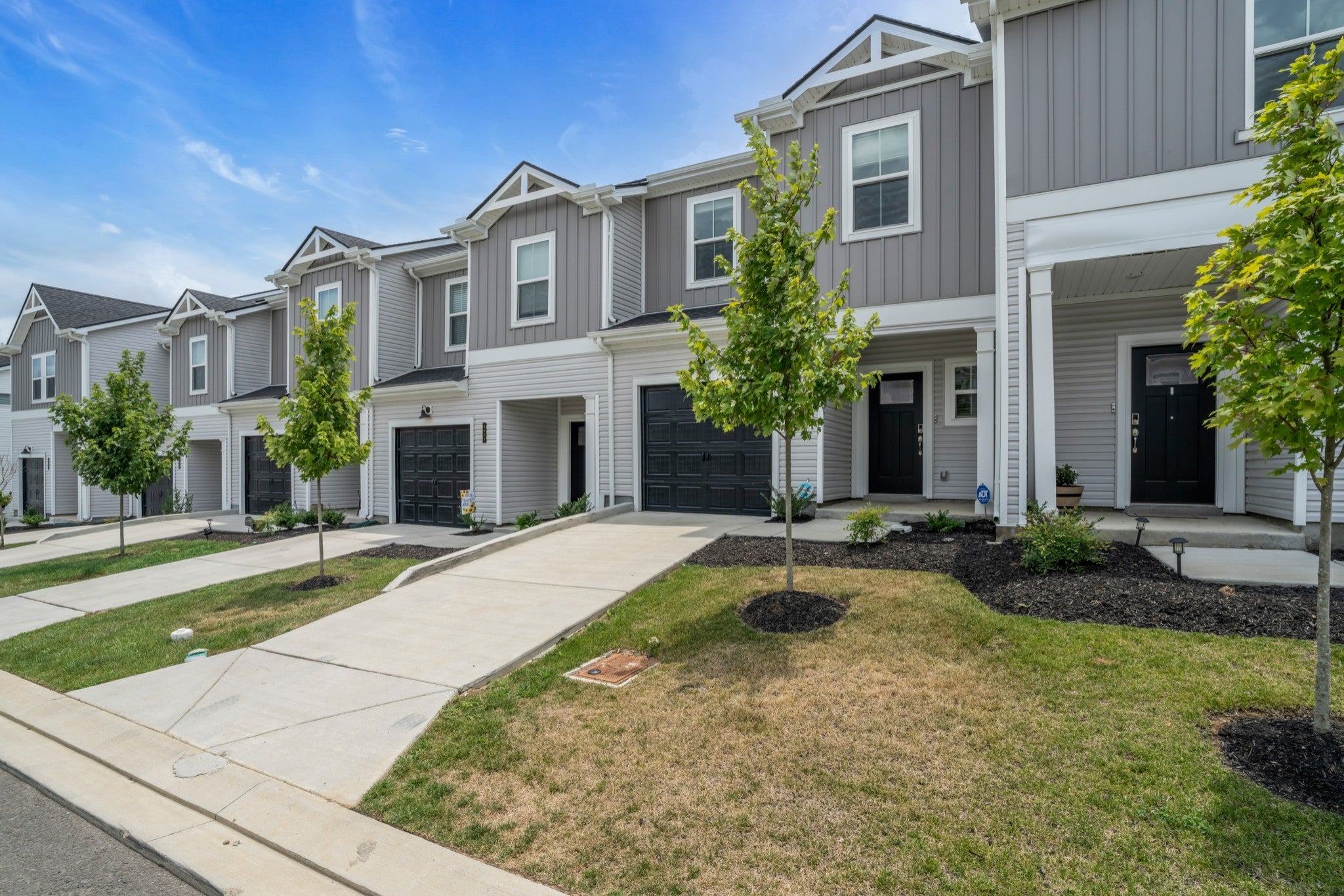 4689 Ridge Bend Dr