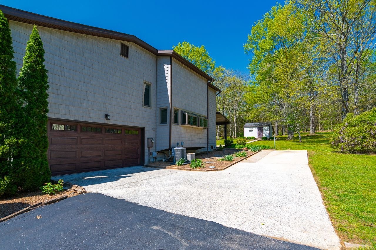 12 Diemer Rd
