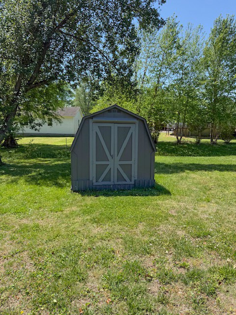 105 Vickers Dr