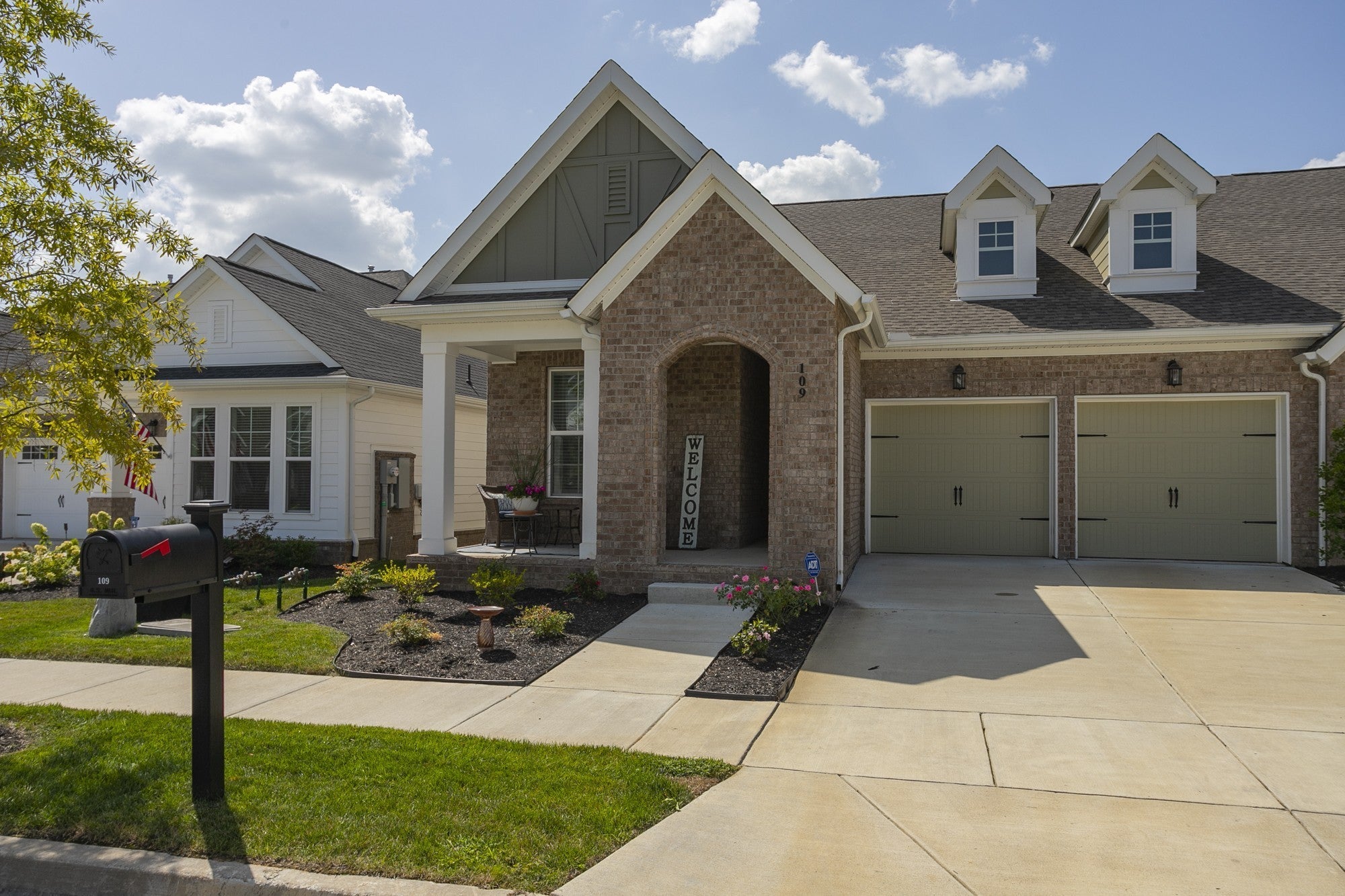 109 Saddlewood Ln