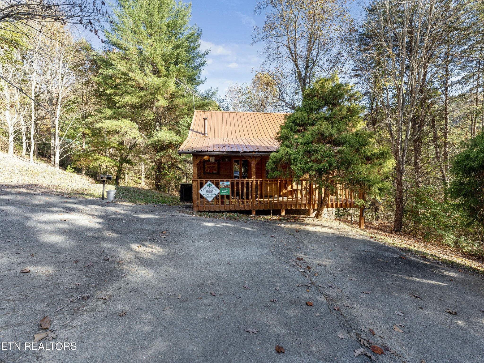 1083 Bryan View Rd