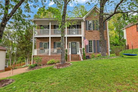 4321 Oakcrest Ln Hermitage TN 37076