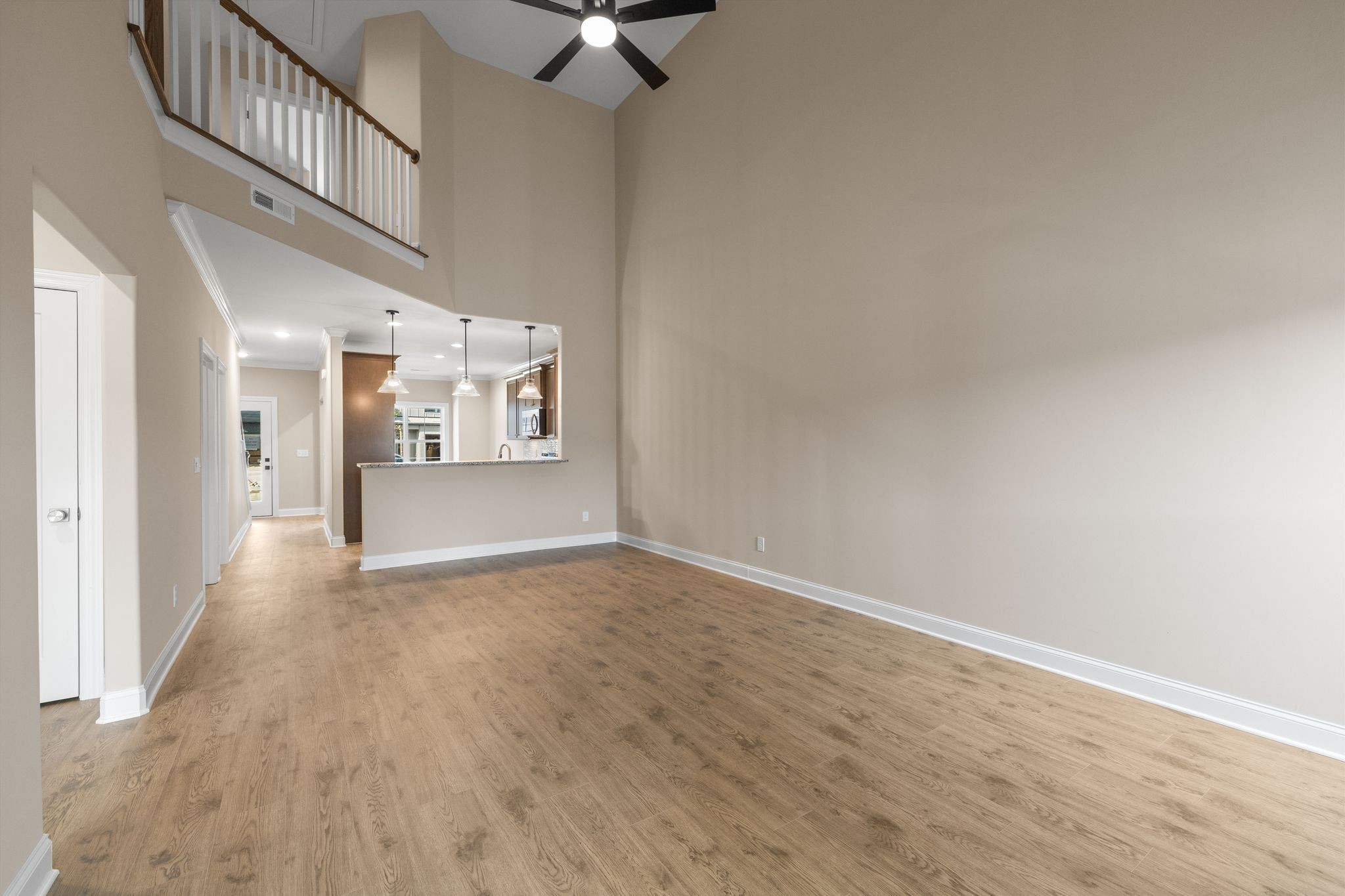 1916 Gracie Bug Loop