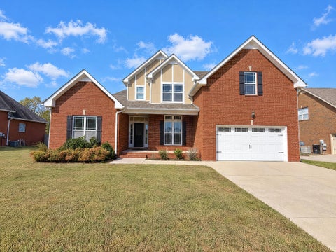 Photo of 995 Terraceside Cir, Clarksville, TN 37040 (MLS # 3626961)