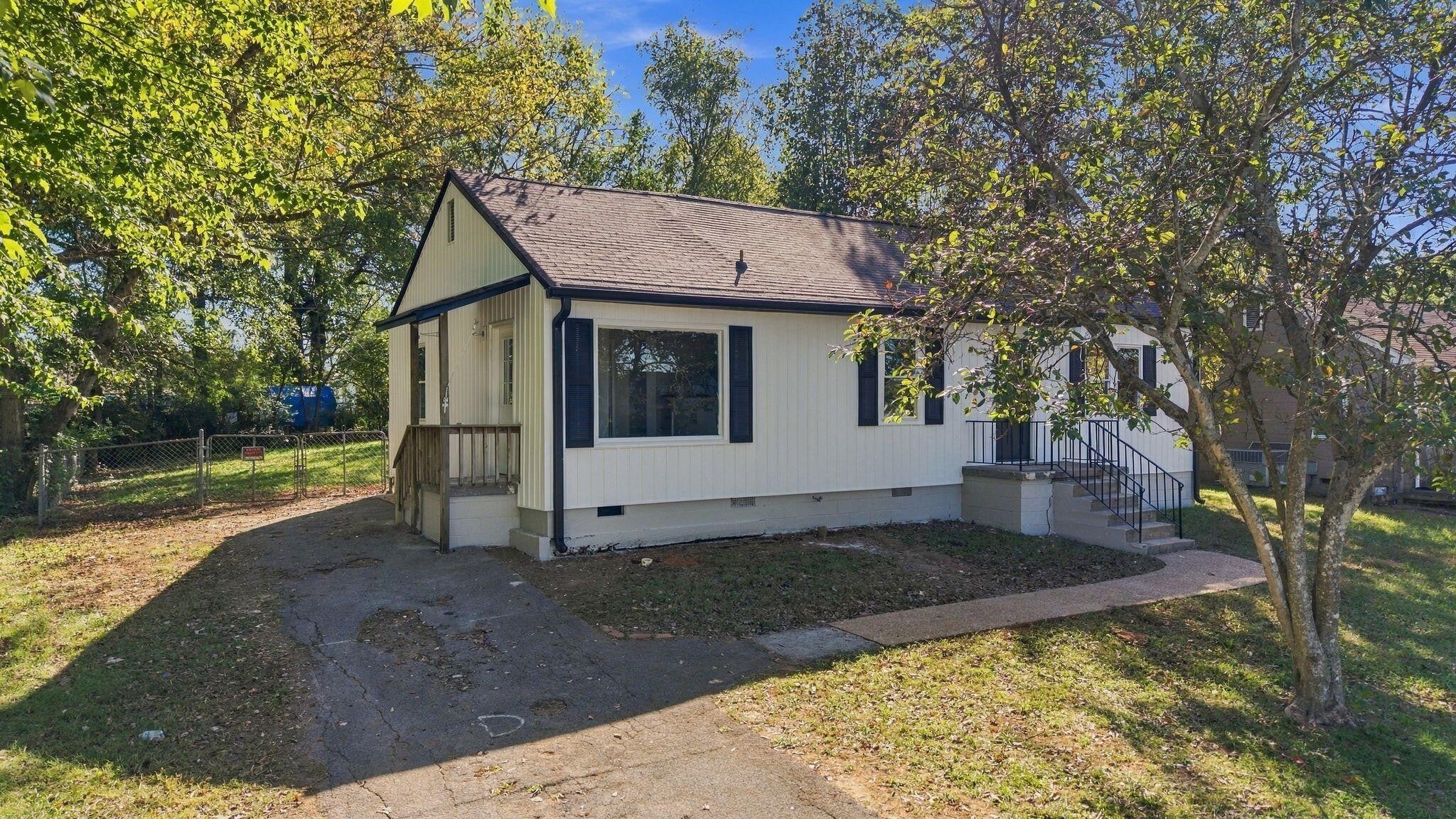 6632 Hilton Drive