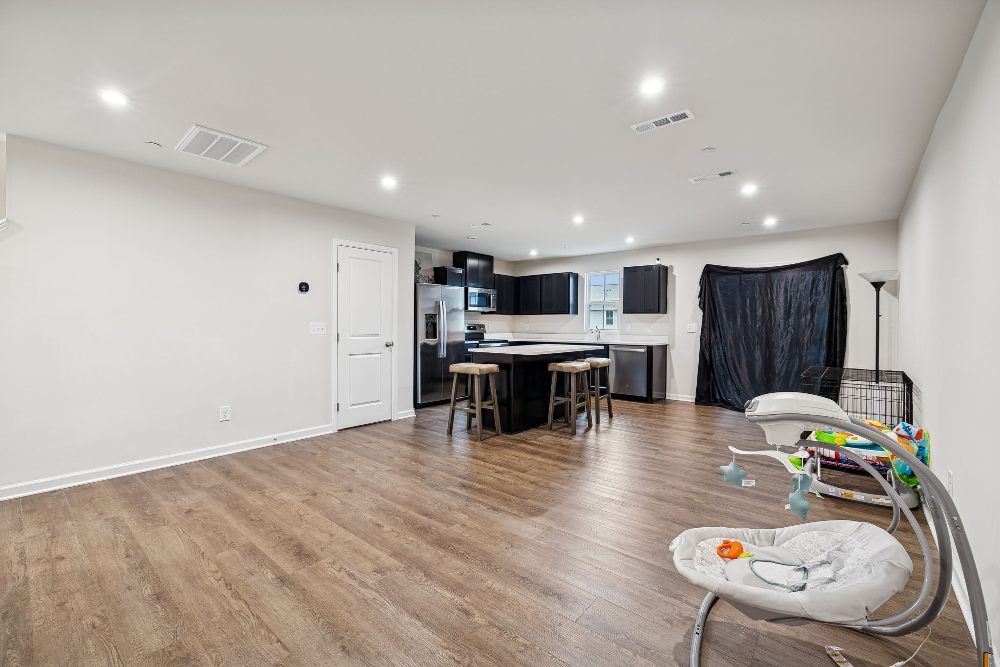 2046 Floating Leaf Ln