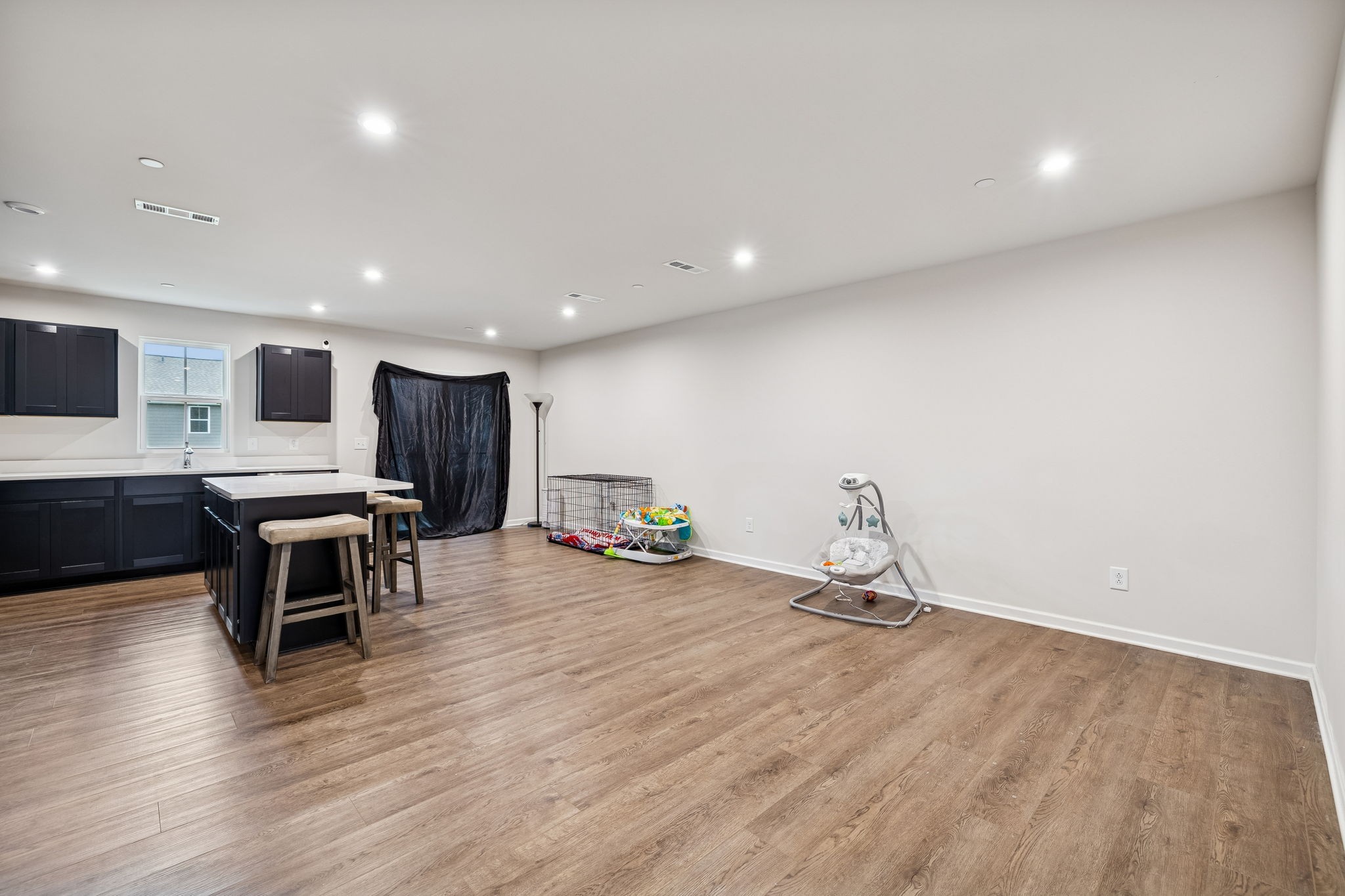 2046 Floating Leaf Ln