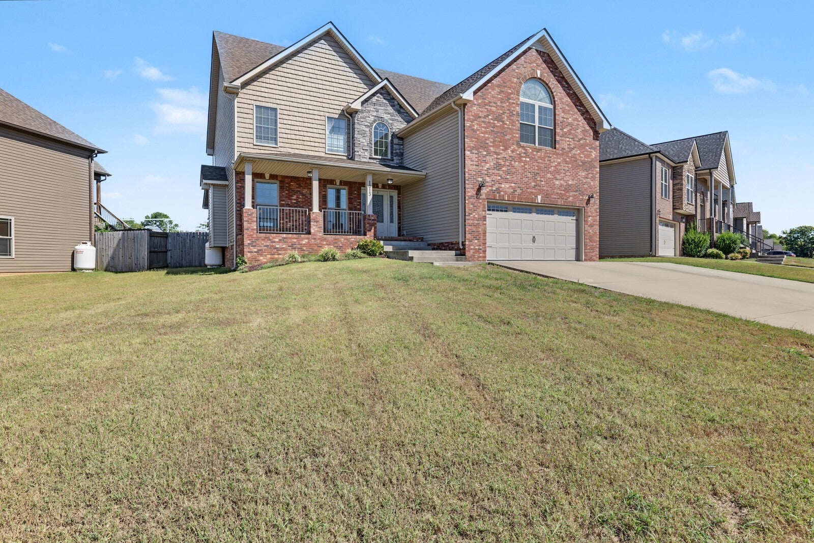 1013 Garner Hills Dr