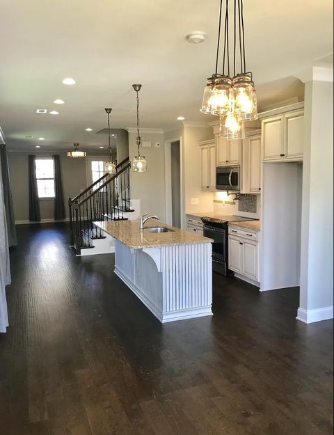 1607 Hampshire Pl Thompsons Station TN 37179