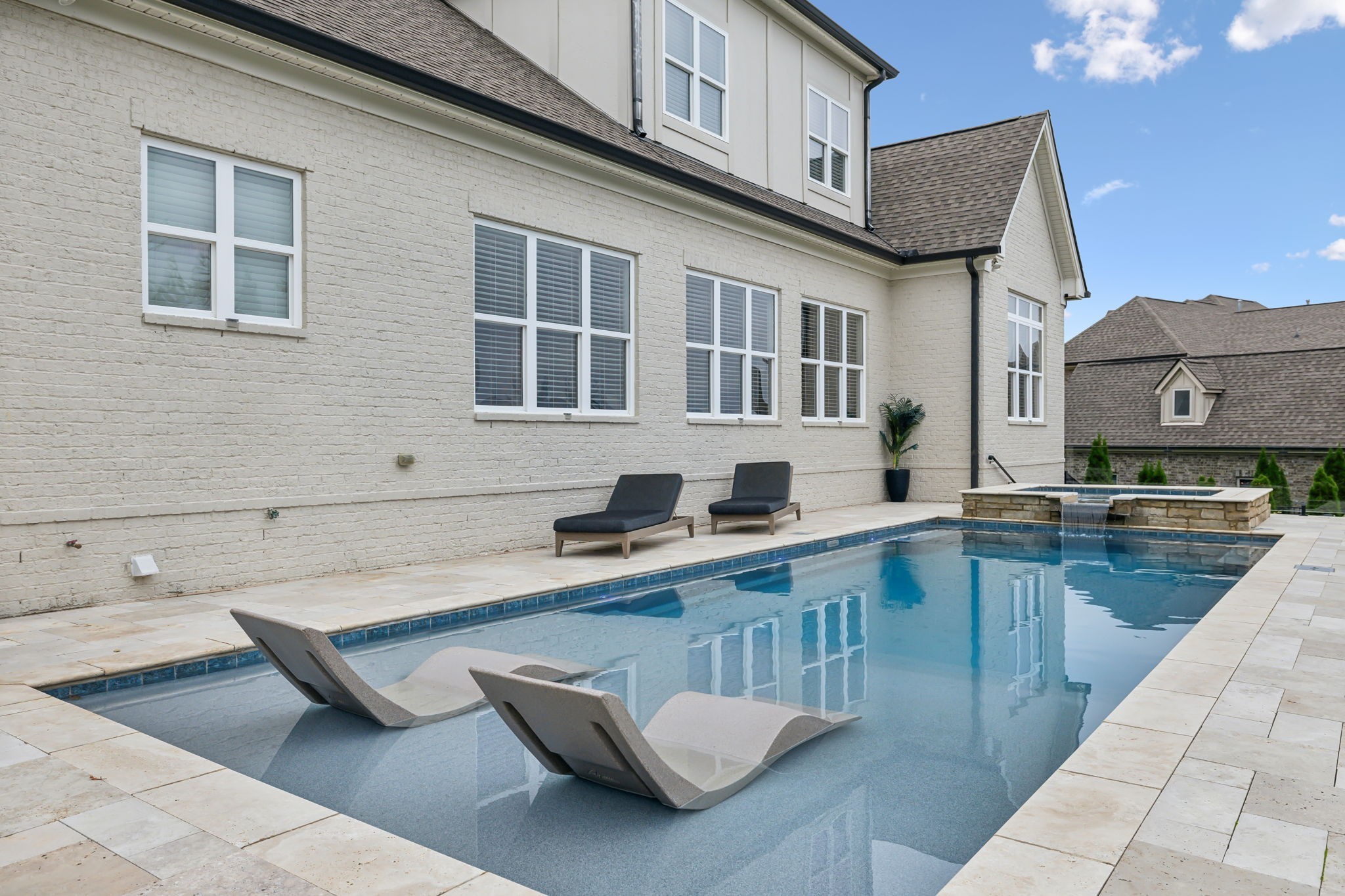 300 Conoga Dr