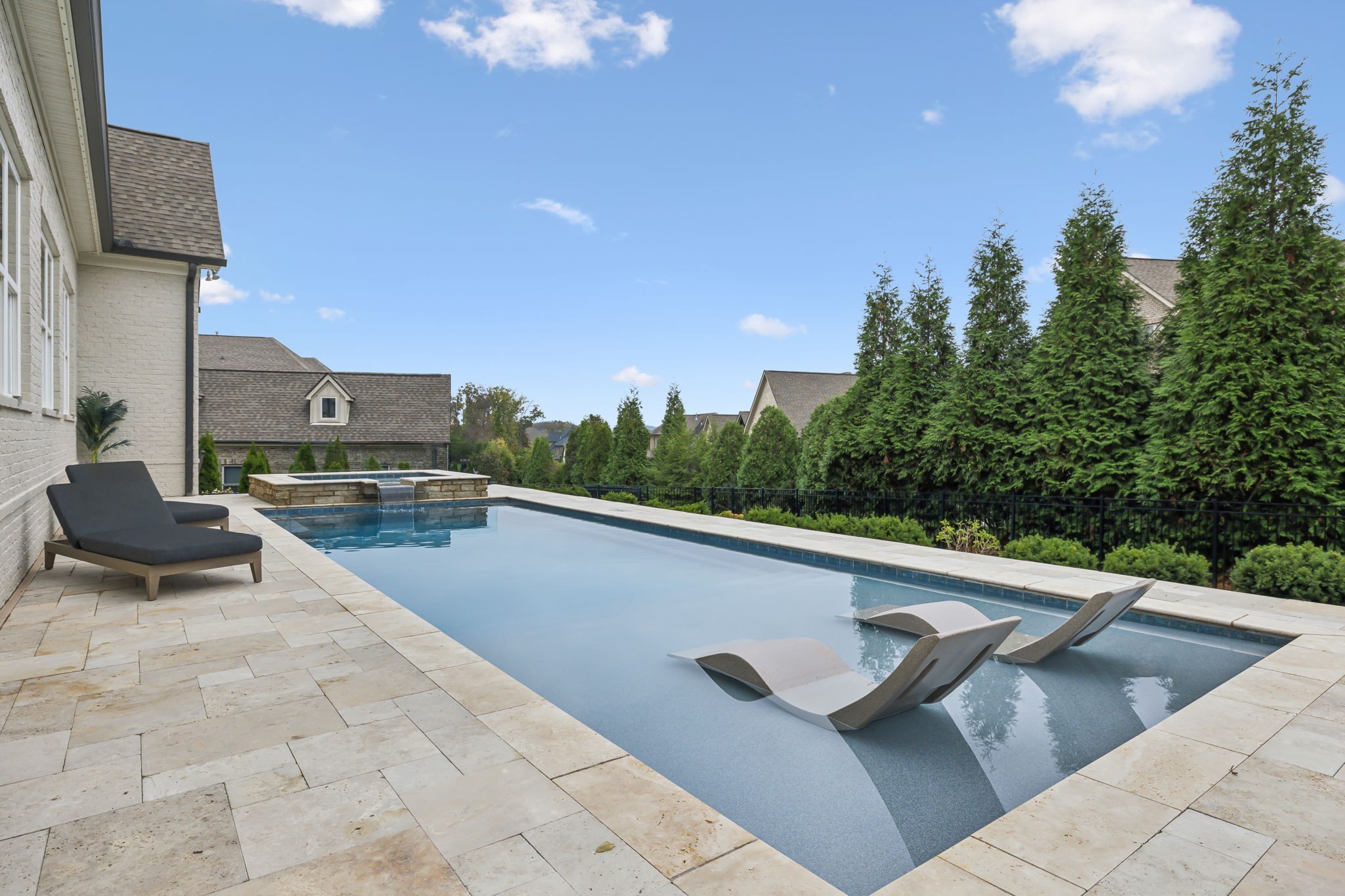 300 Conoga Dr