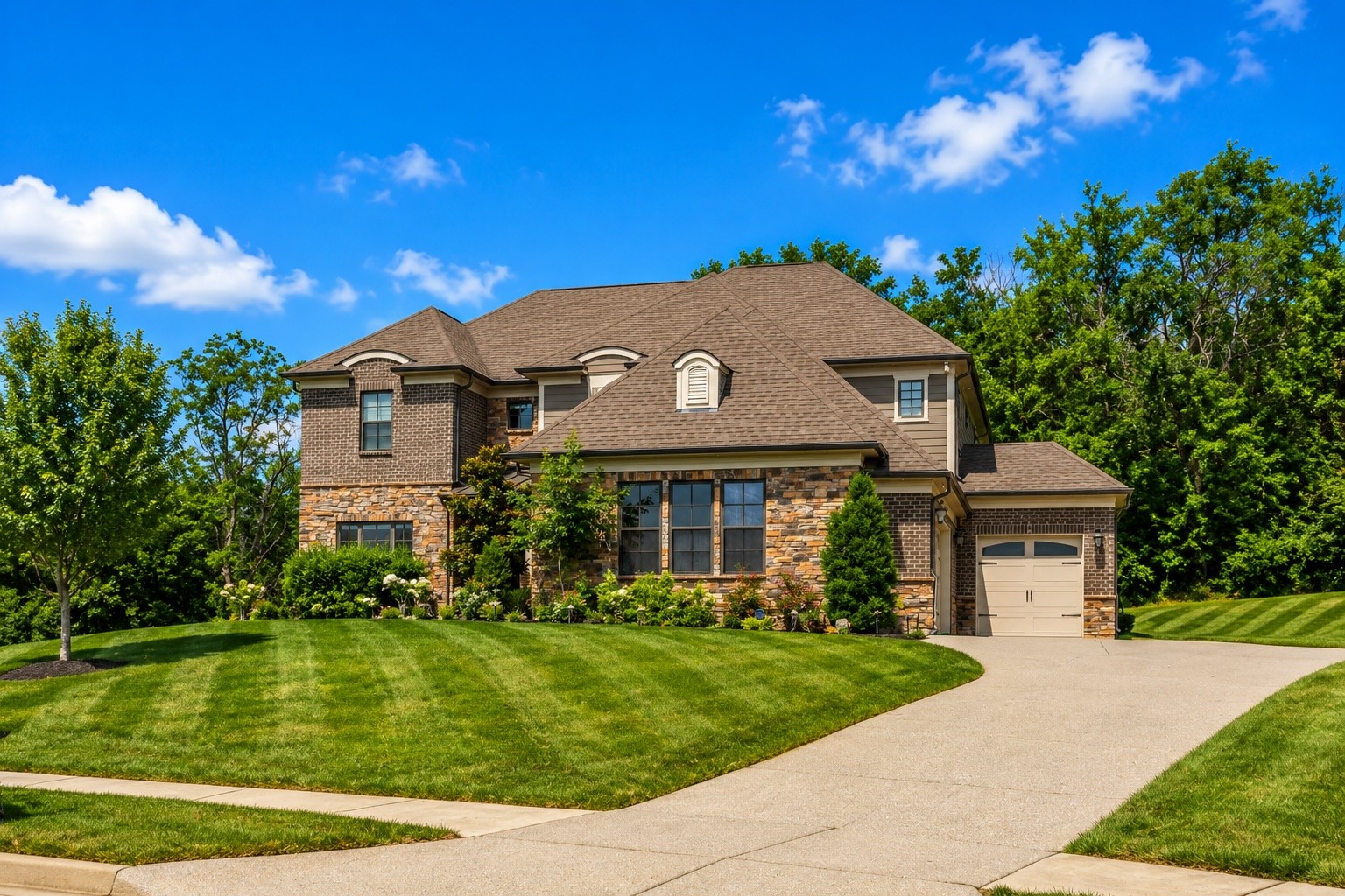 9488 Stillbrook Trce