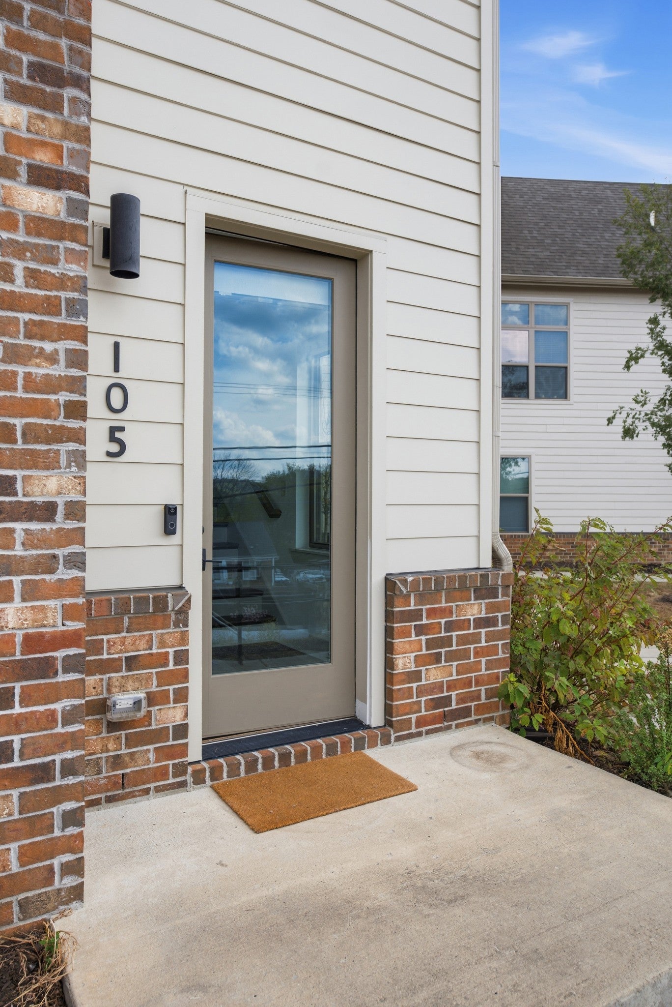 7341 Charlotte Pike 105