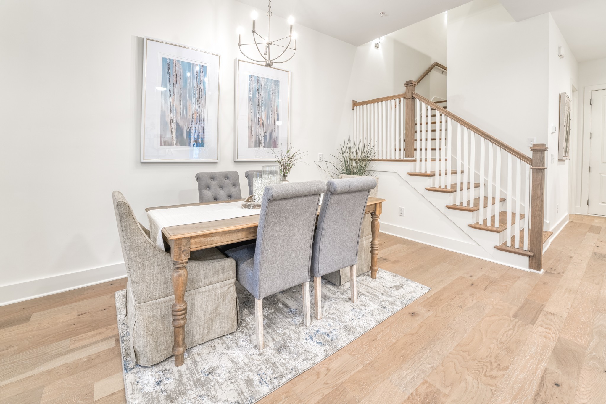 207 Ribbon Ln