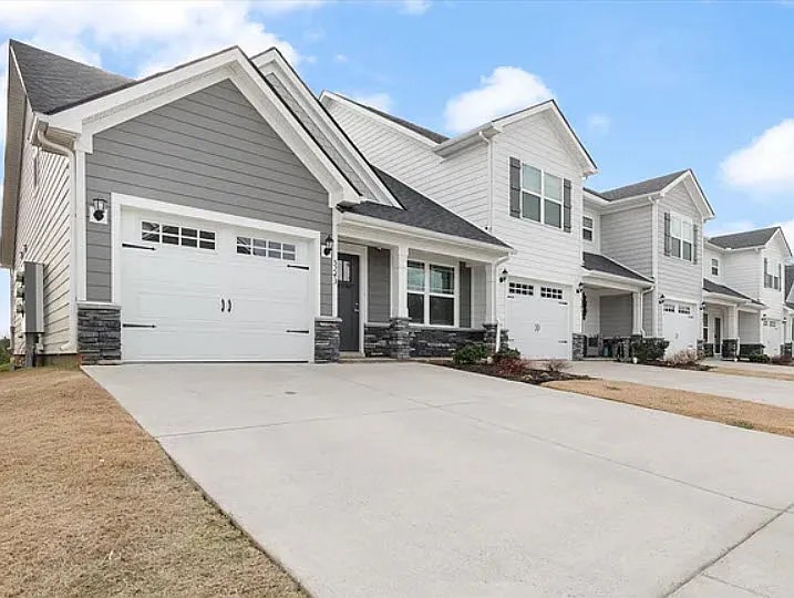 5243 Normandy Cob Dr