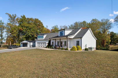 1930 Williams Rd Lafayette TN 37083