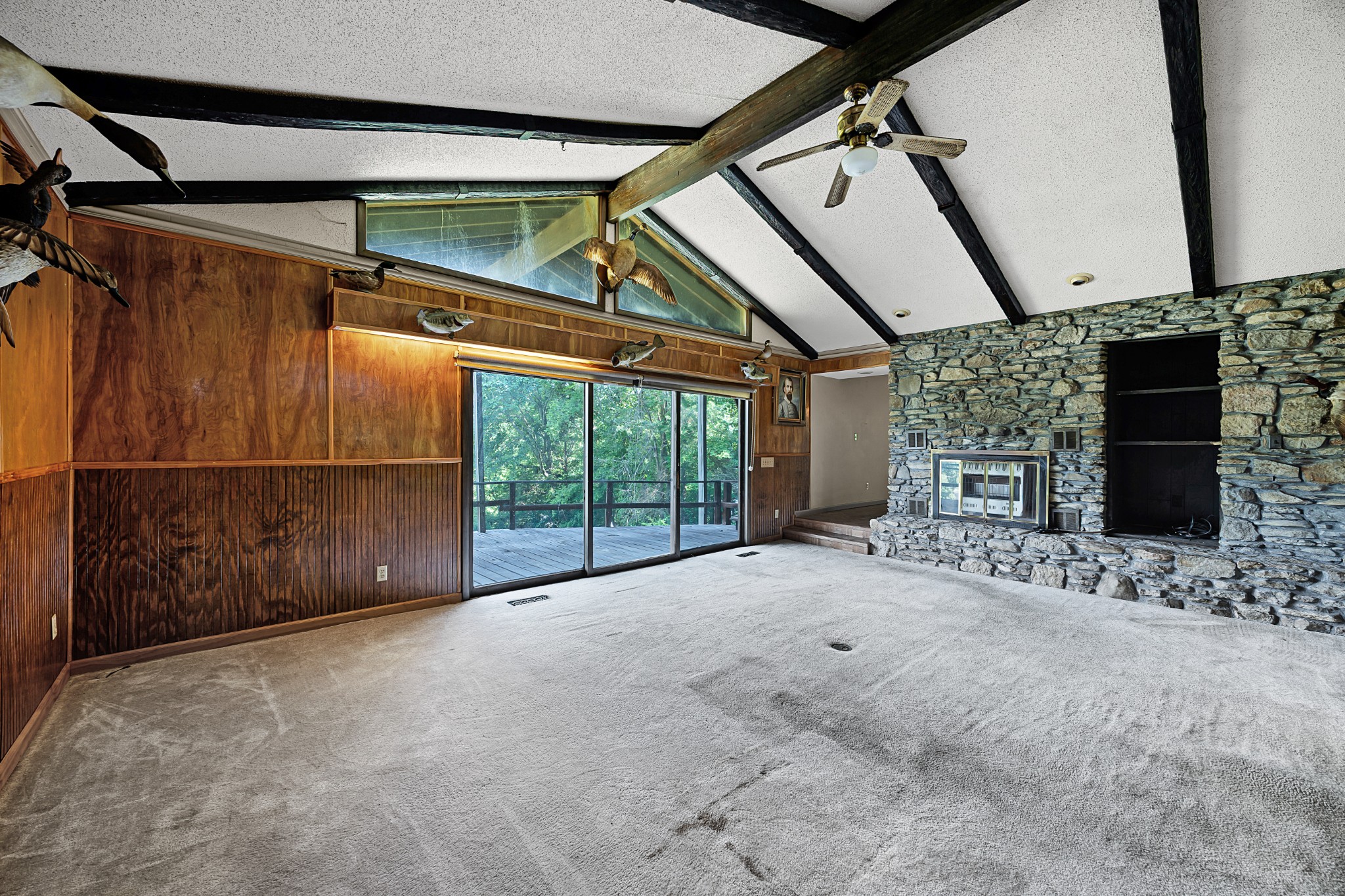 6074 Hwy 438 W