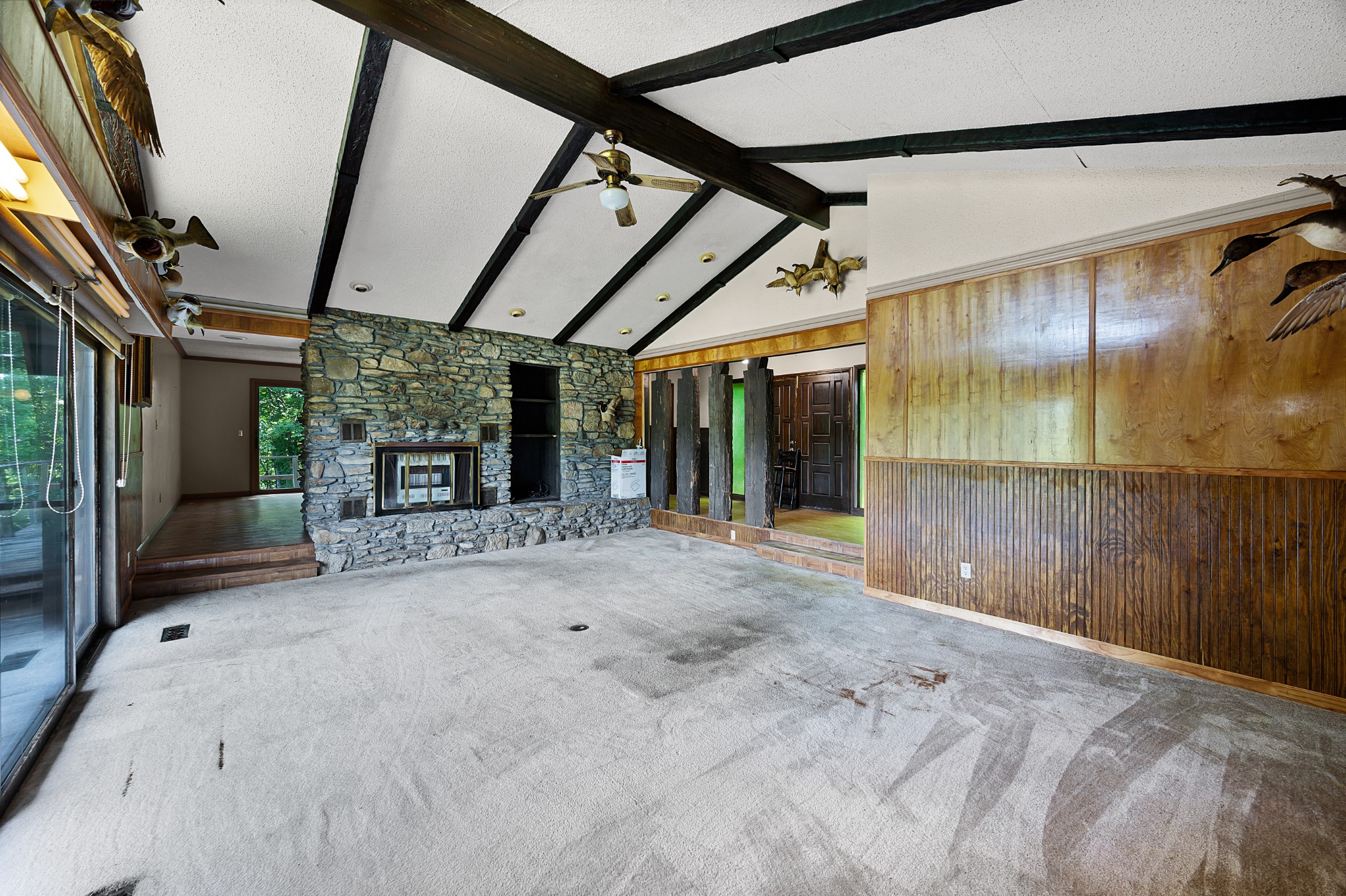 6074 Hwy 438 W