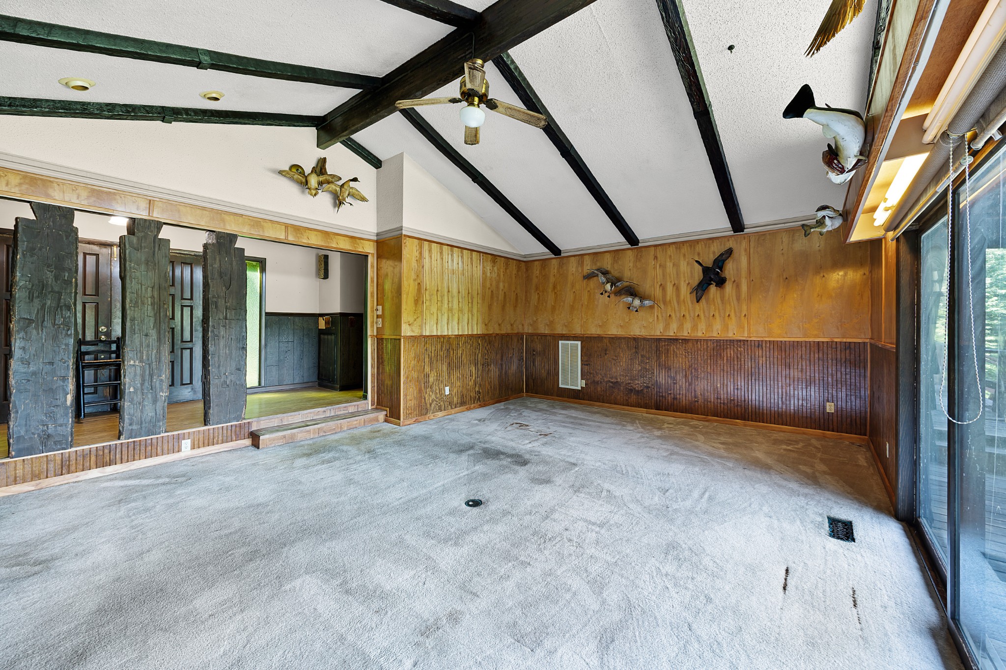 6074 Hwy 438 W
