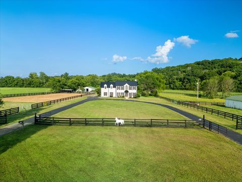 2359 Lewisburg Pike Franklin TN 37064