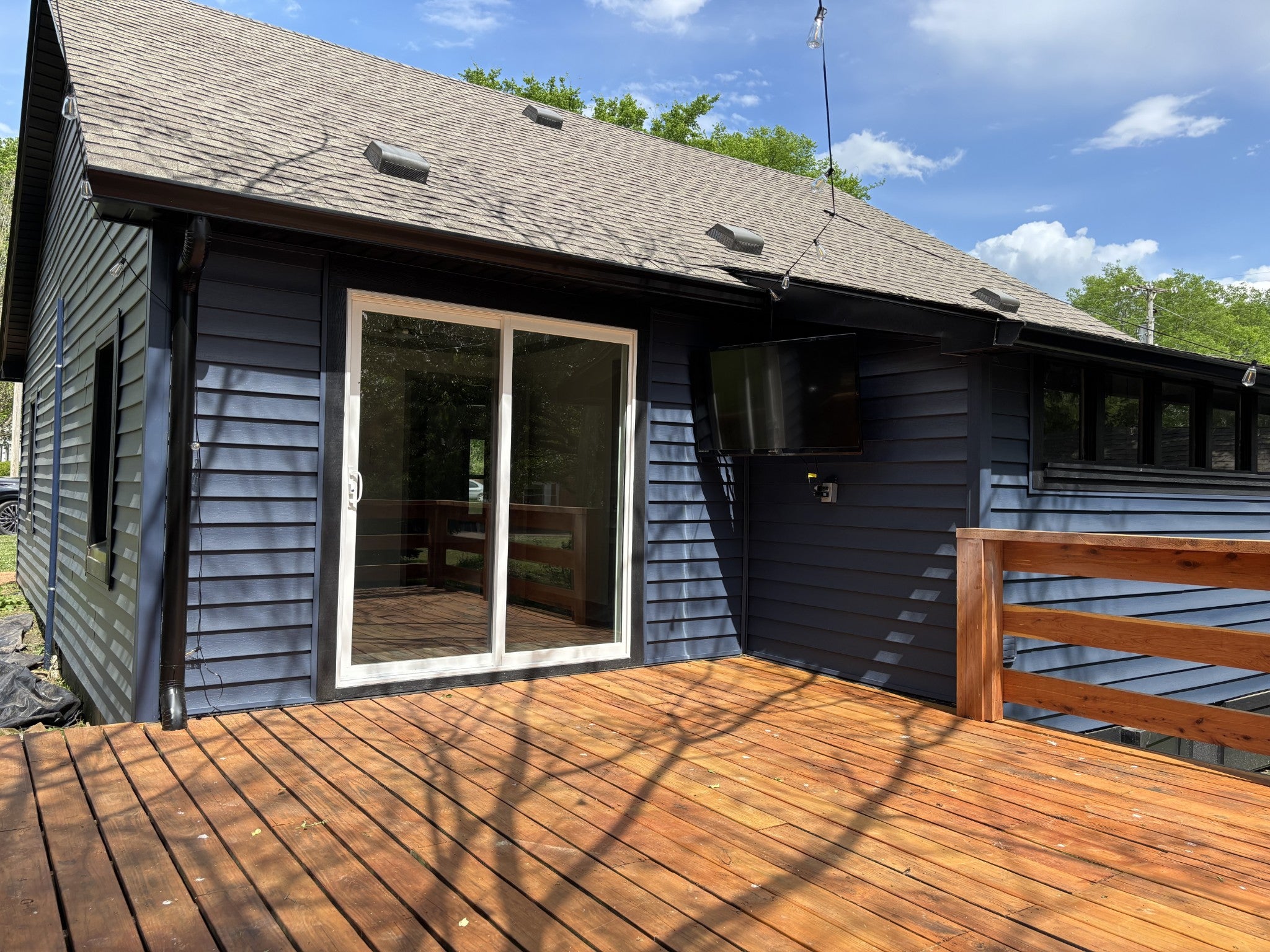206 Wakefield Ave