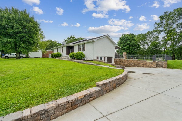 1006 INDIAN TRL, CASTALIAN SPRINGS, TN 37031 - Image 2d221dcf54ba91ce5375cff7d724965a/94858373