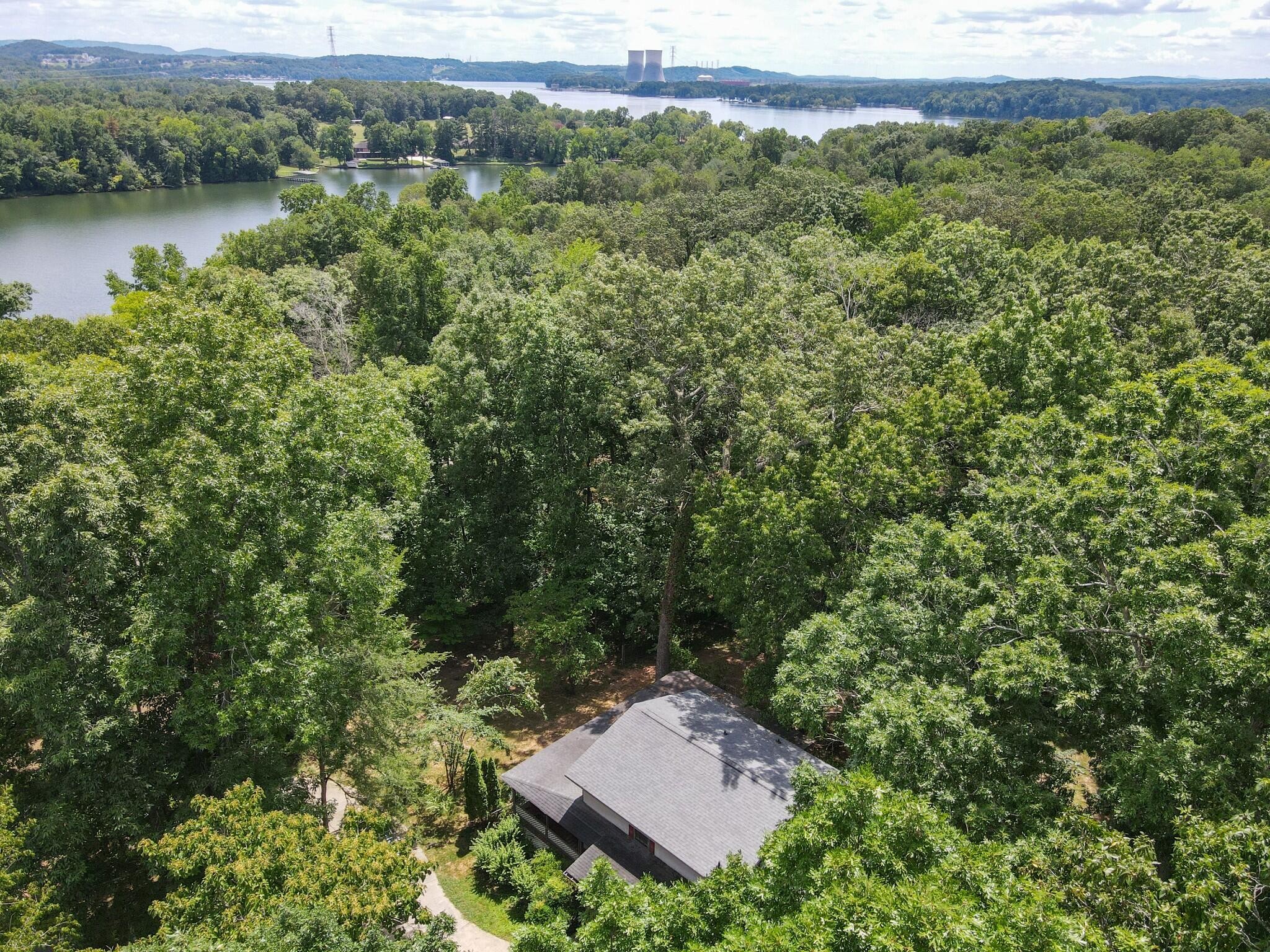 6419 Dogwood Drive