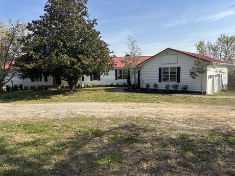 579 Ford Rd Lebanon TN 37087