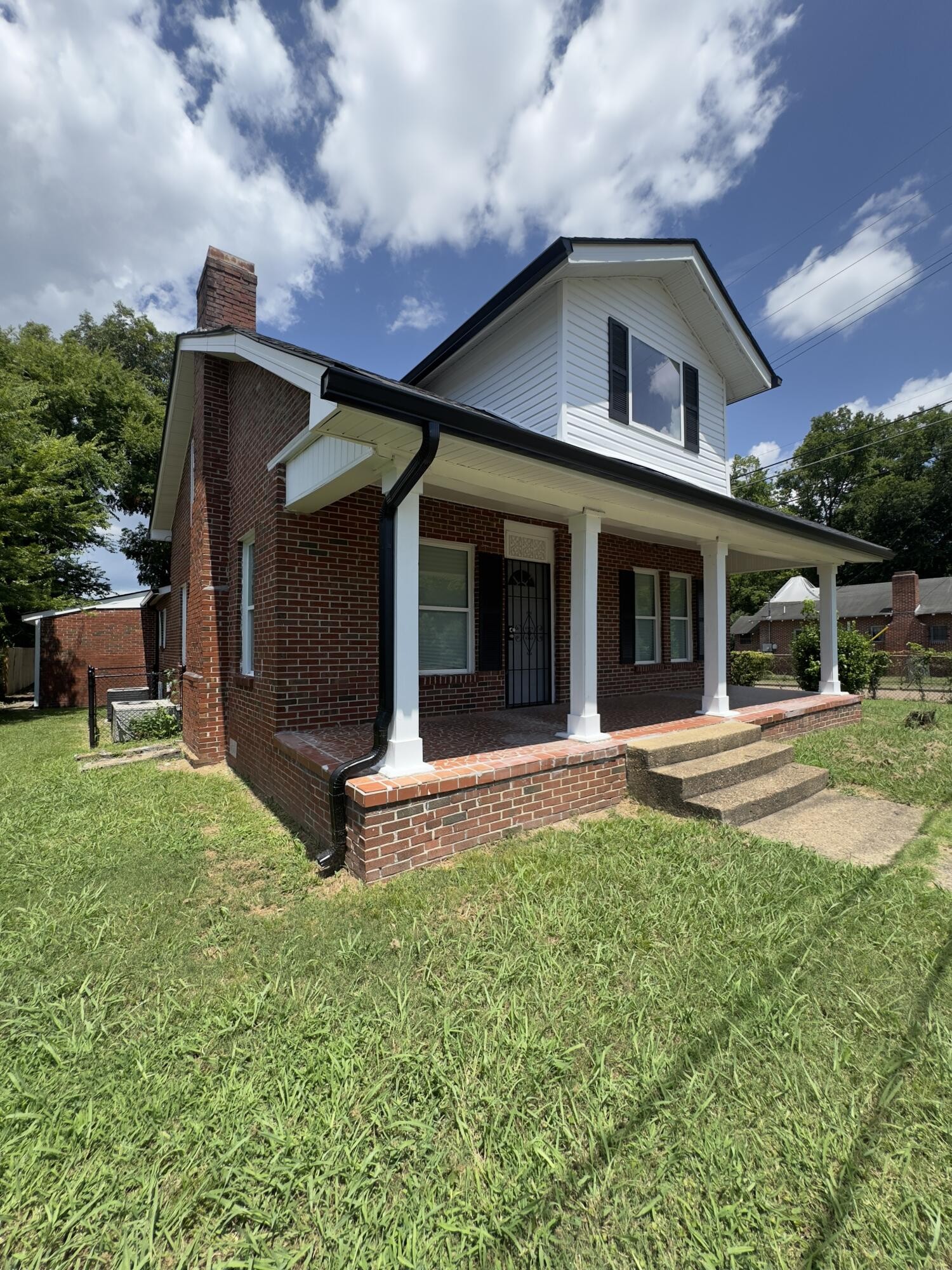 2025 Rawlings Street