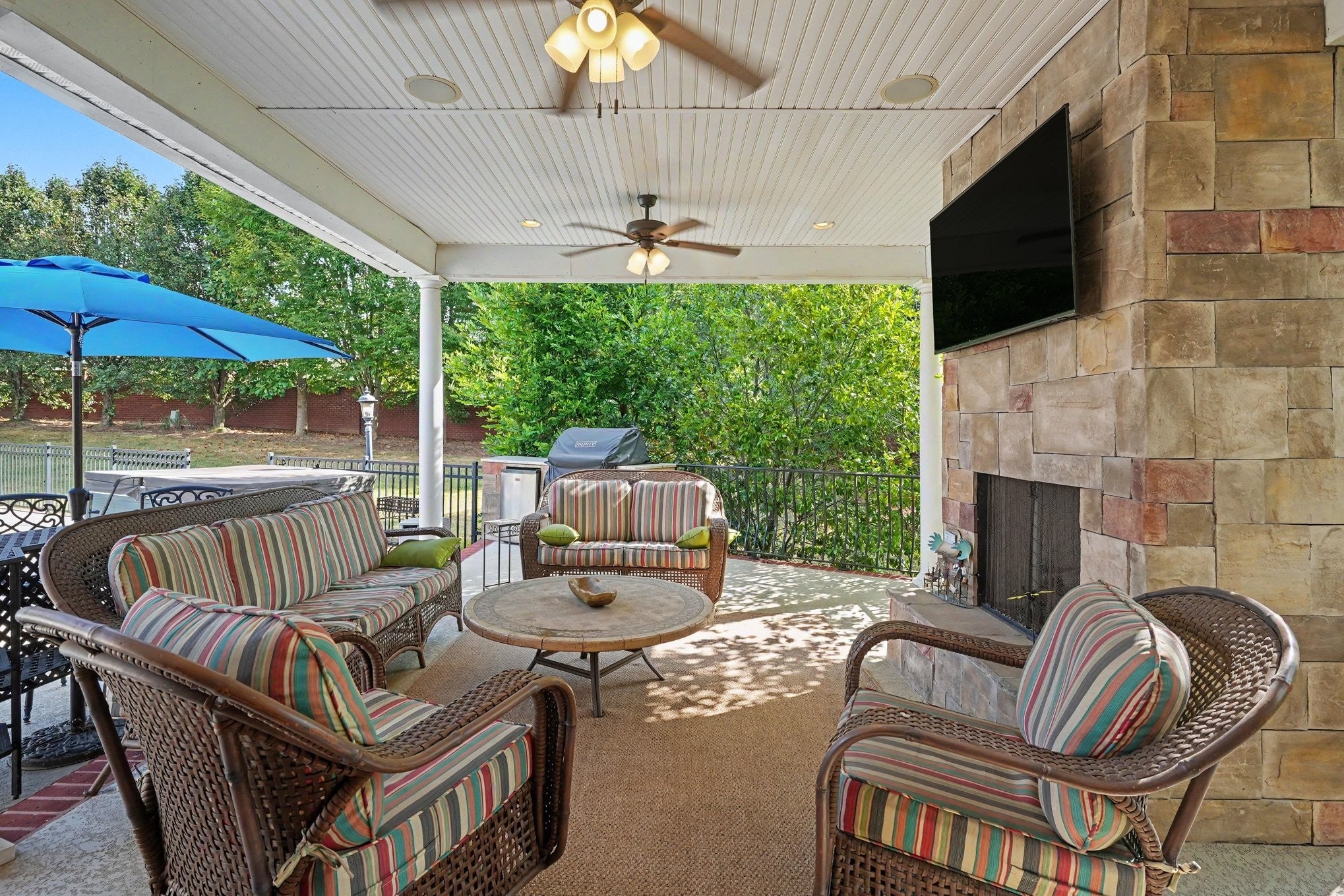 107 Mimosa Dr