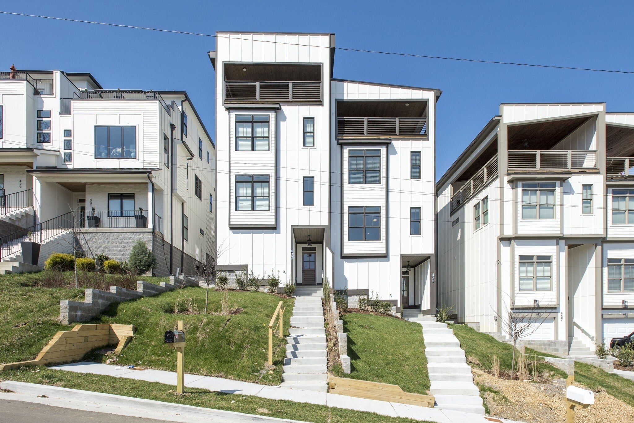 3.0-bed rental at 433 36th Ave N