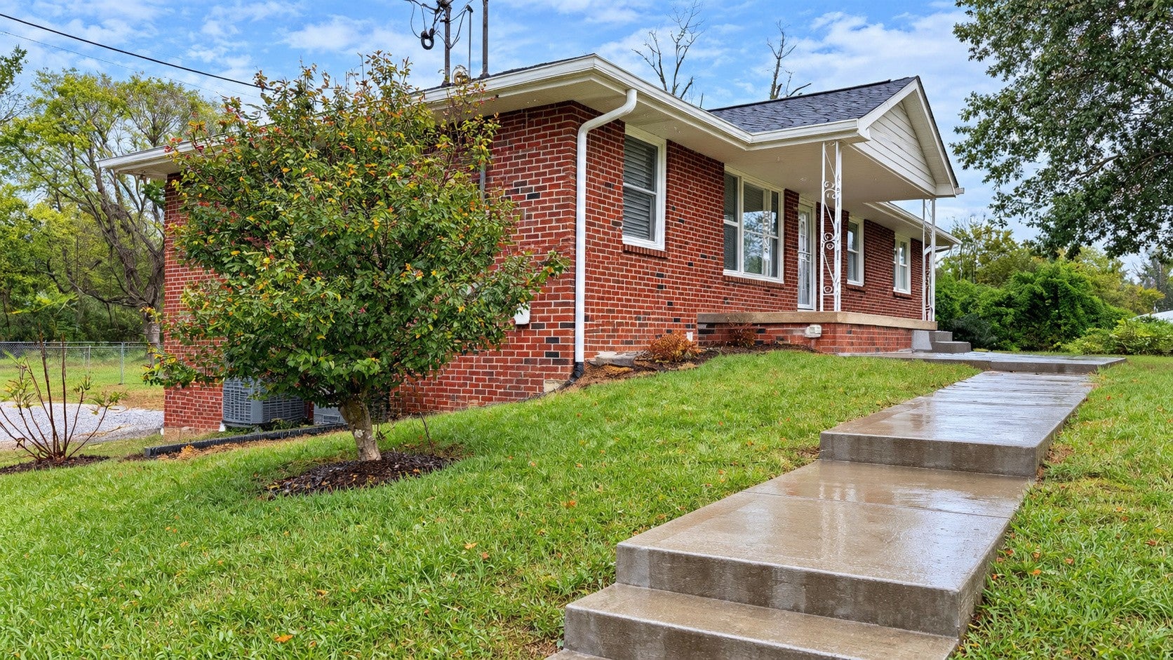 3670 Hunters Point Pike